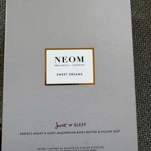 Neom Sweet Dreams Set